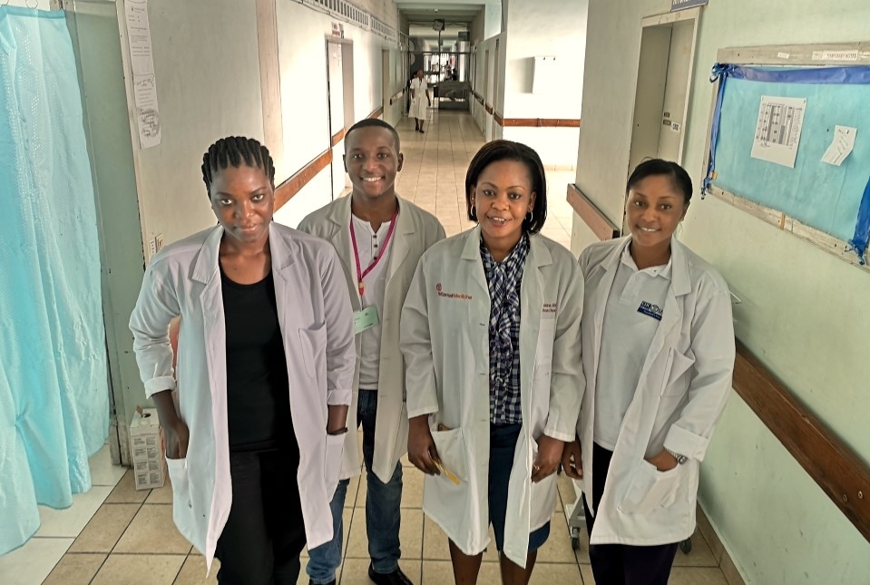 Research staff and social workers from the Mwanza Intervention Trials Unit at the Weill Bugando School of Medicine in Mwanza, Tanzania, who supported participants to improve HIV care. 